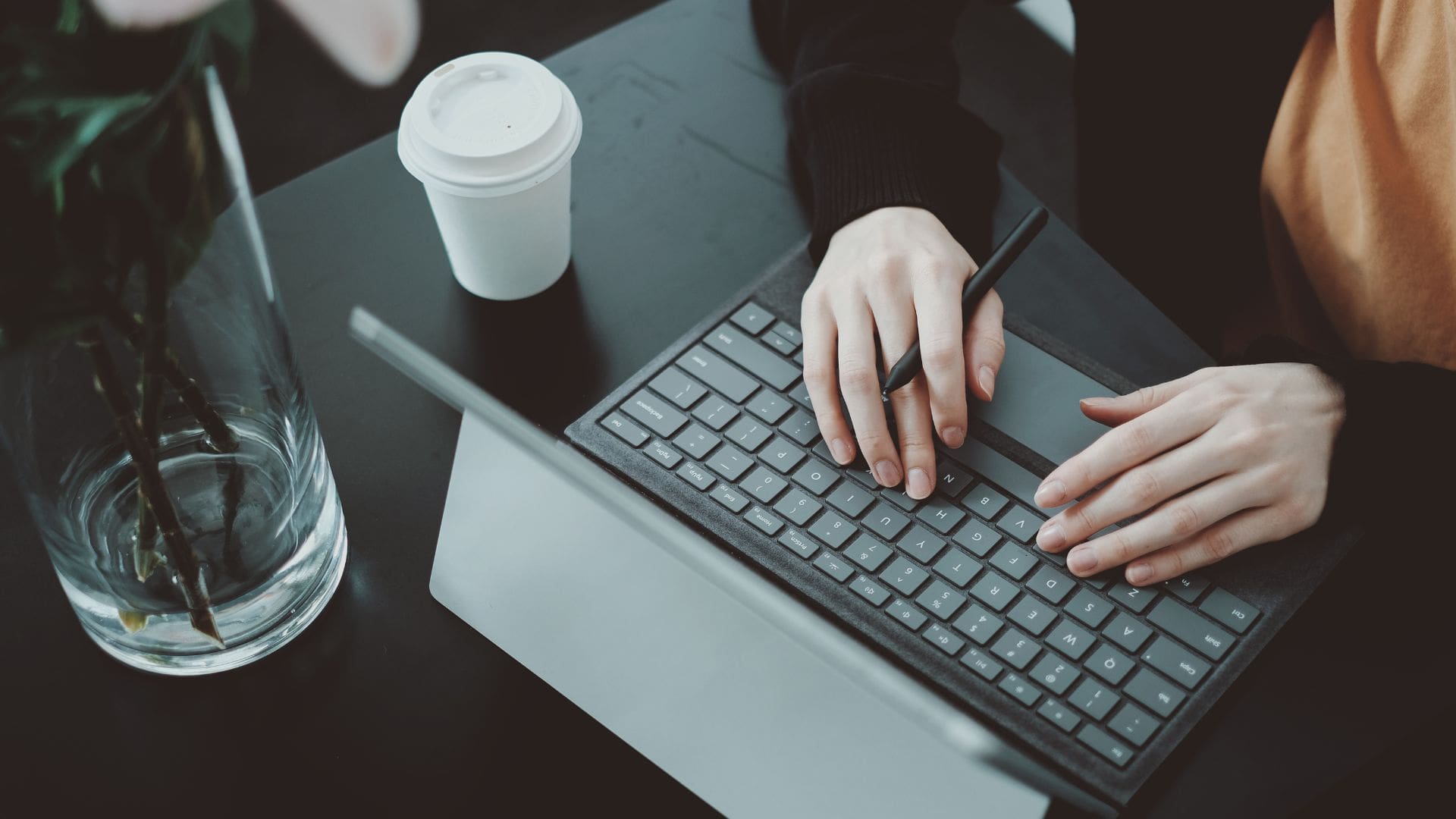 Enhancing Innovation - Leveraging PaaS for Rapid Application Development